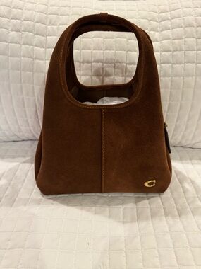 Coach Lana 23 in brown suede. Pristine condition!